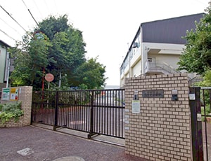 日吉台小学校