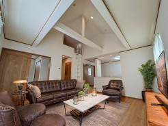 ２階　ＬＤＫ
※家具・家電・調度品はＣＧによるホームステージングです。